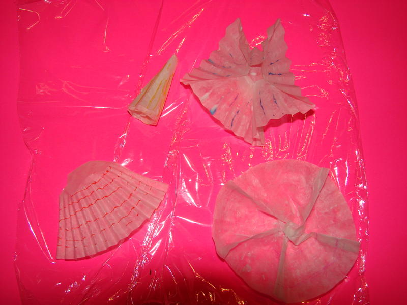 Cupcake Wrapper Seashell Crafts